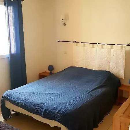 Mini A 100m De La Avec Prise De Recharge Elec Privative Sari-Solenzara