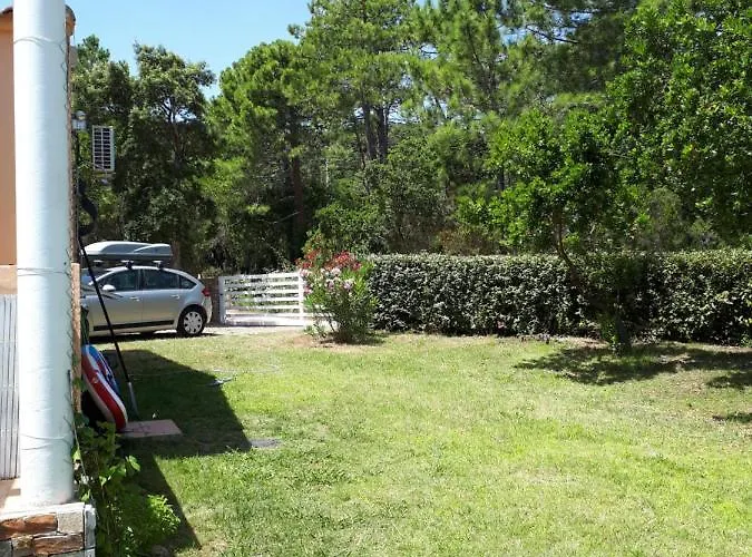 Mini A 100m De La Avec Prise De Recharge Elec Privative 度假居 萨里索伦札拉