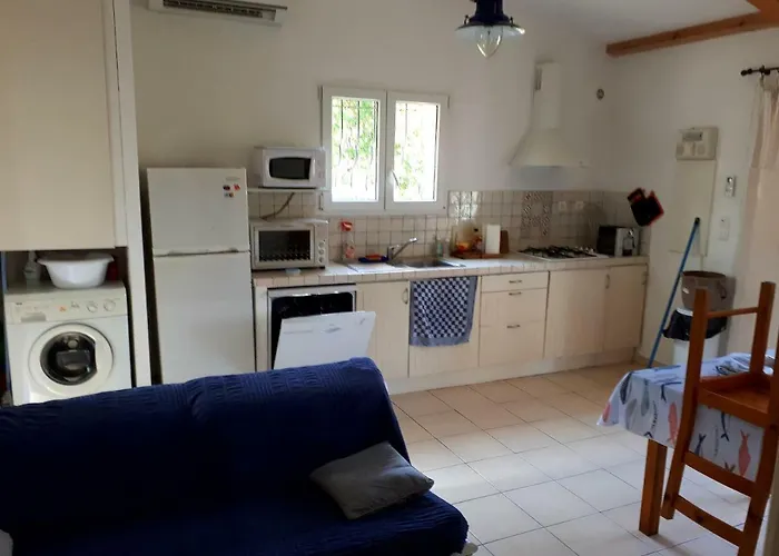 Prázdninový dům Mini A 100m De La Avec Prise De Recharge Elec Privative *